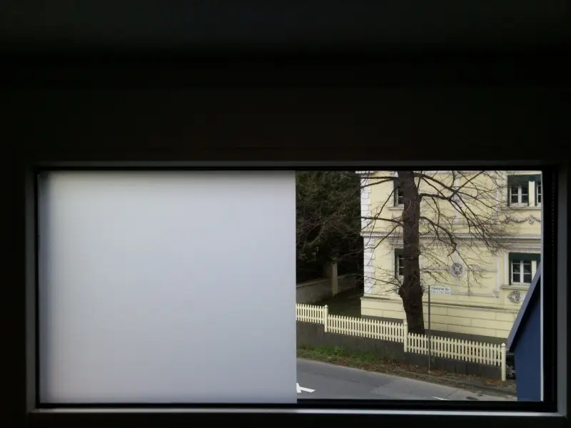 sichtschutzfolien-opak-weiss-milchglasfolien-innen_38-3.jpg?ts=1684754205